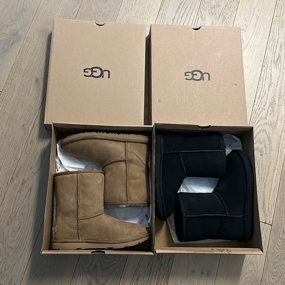 UGG Classic II Boots For Kids Size US 4 (BLACK & CHESTNUT). Worn twice, Like New - Picture 2 of 14